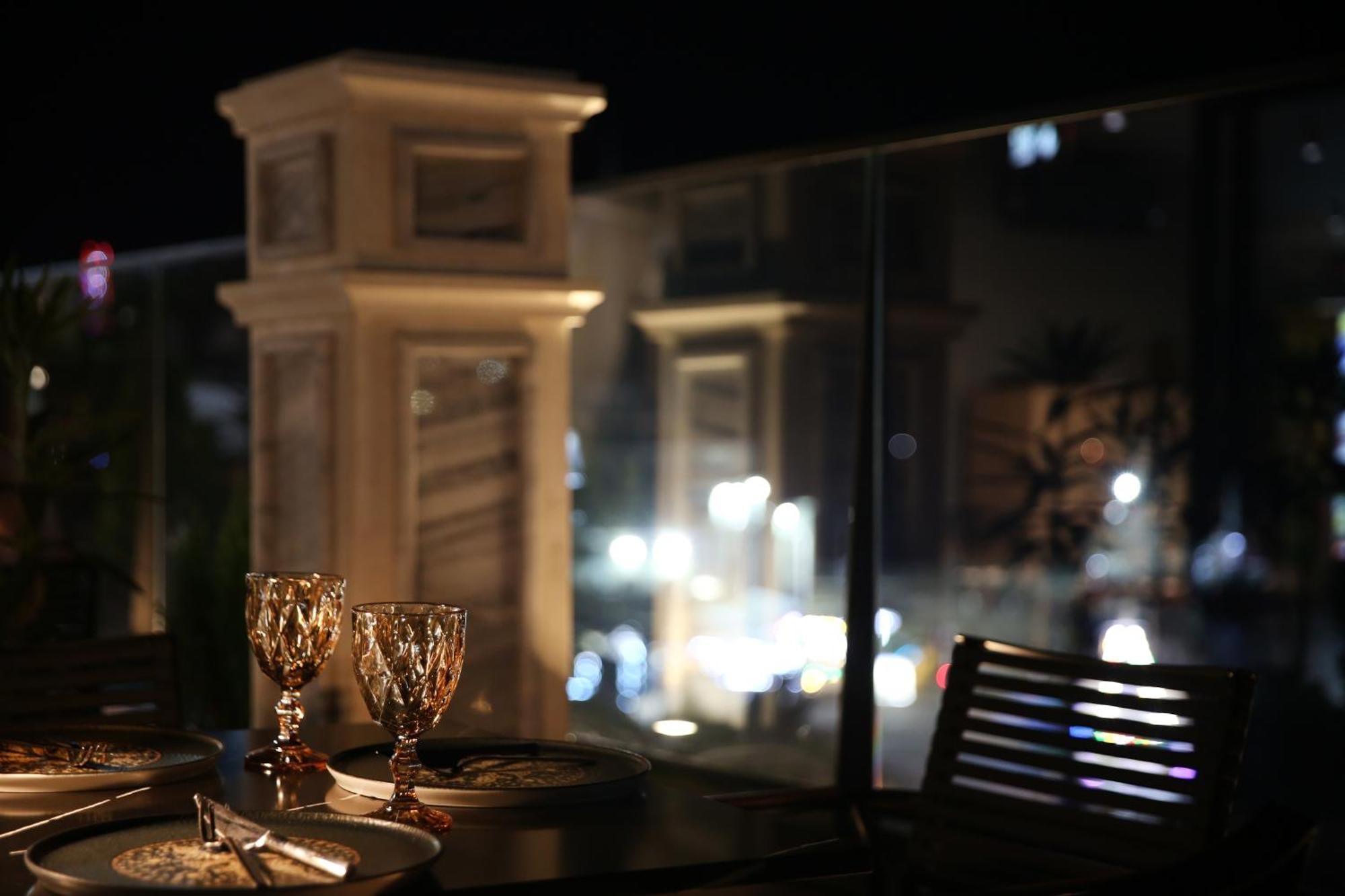 Hotel Retro Batumi Exterior foto