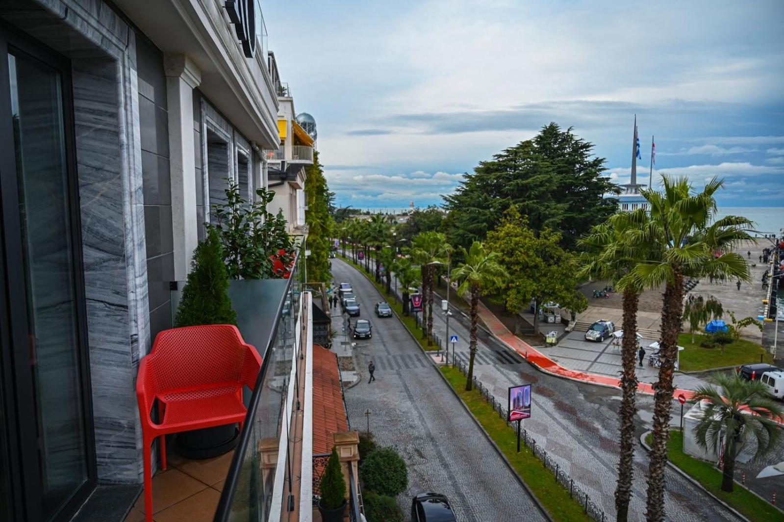 Hotel Retro Batumi Exterior foto